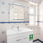 Charming Flat With Balcony - By Hostwise Апартаменты Портиман
