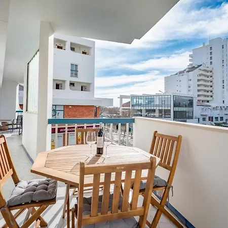 Charming Flat With Balcony - By Hostwise 公寓 *