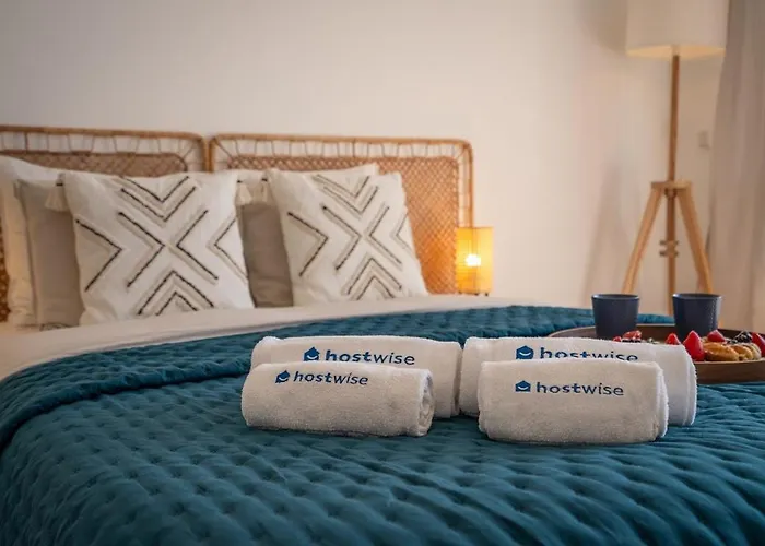 Charming Flat With Balcony - By Hostwise Apartamento